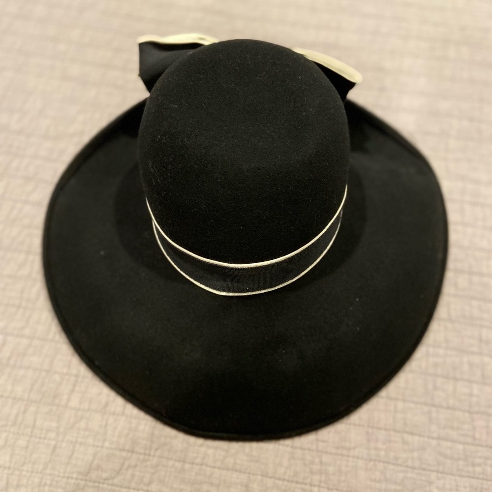 Vintage Michael Howard Black Wool Cloche Hat Wide Brim Bow Detail